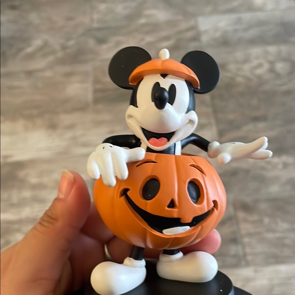 Disney Mickey Mouse Halloween Countdown Calendar